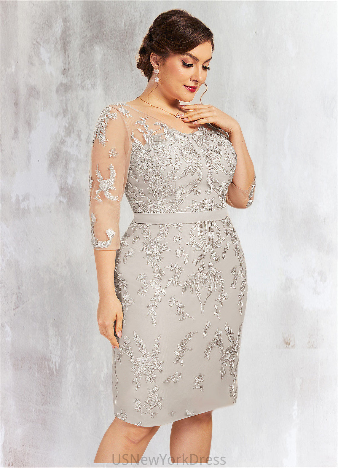 Scarlett Sheath/Column V-neck Knee-Length Lace Mother of the Bride Dress DJ126P0014570