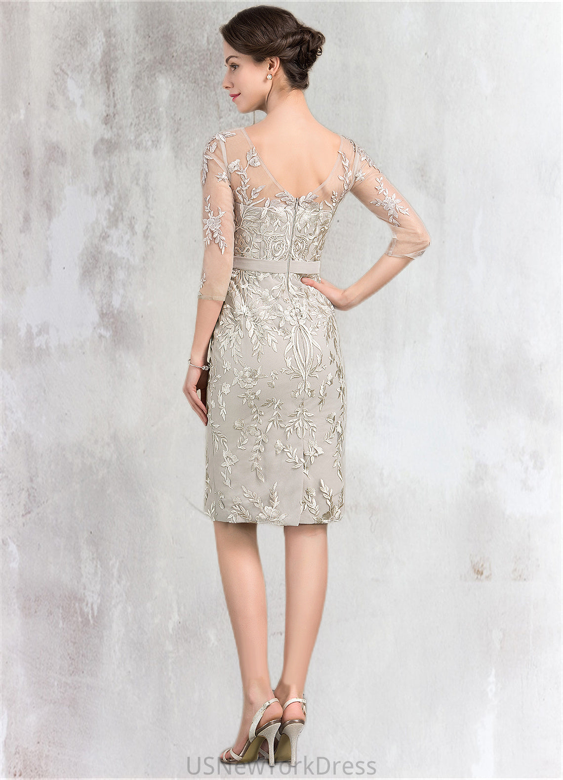 Scarlett Sheath/Column V-neck Knee-Length Lace Mother of the Bride Dress DJ126P0014570