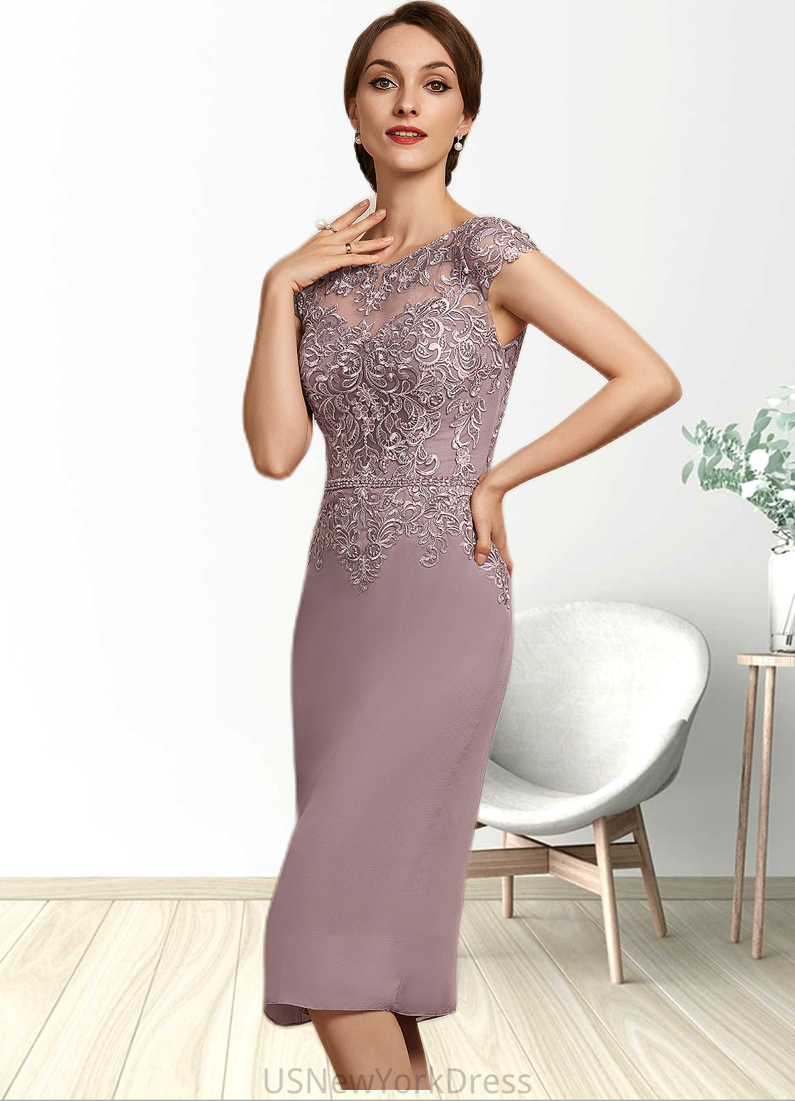 Kylie Sheath/Column Scoop Neck Knee-Length Chiffon Lace Mother of the Bride Dress With Beading Sequins DJ126P0014666