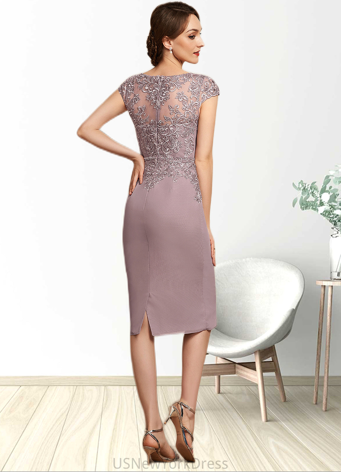 Kylie Sheath/Column Scoop Neck Knee-Length Chiffon Lace Mother of the Bride Dress With Beading Sequins DJ126P0014666