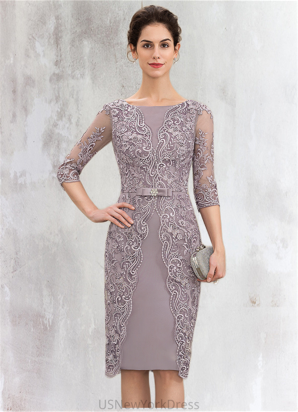 Mariam Sheath/Column Scoop Neck Knee-Length Satin Lace Mother of the Bride Dress With Beading Bow(s) DJ126P0014727