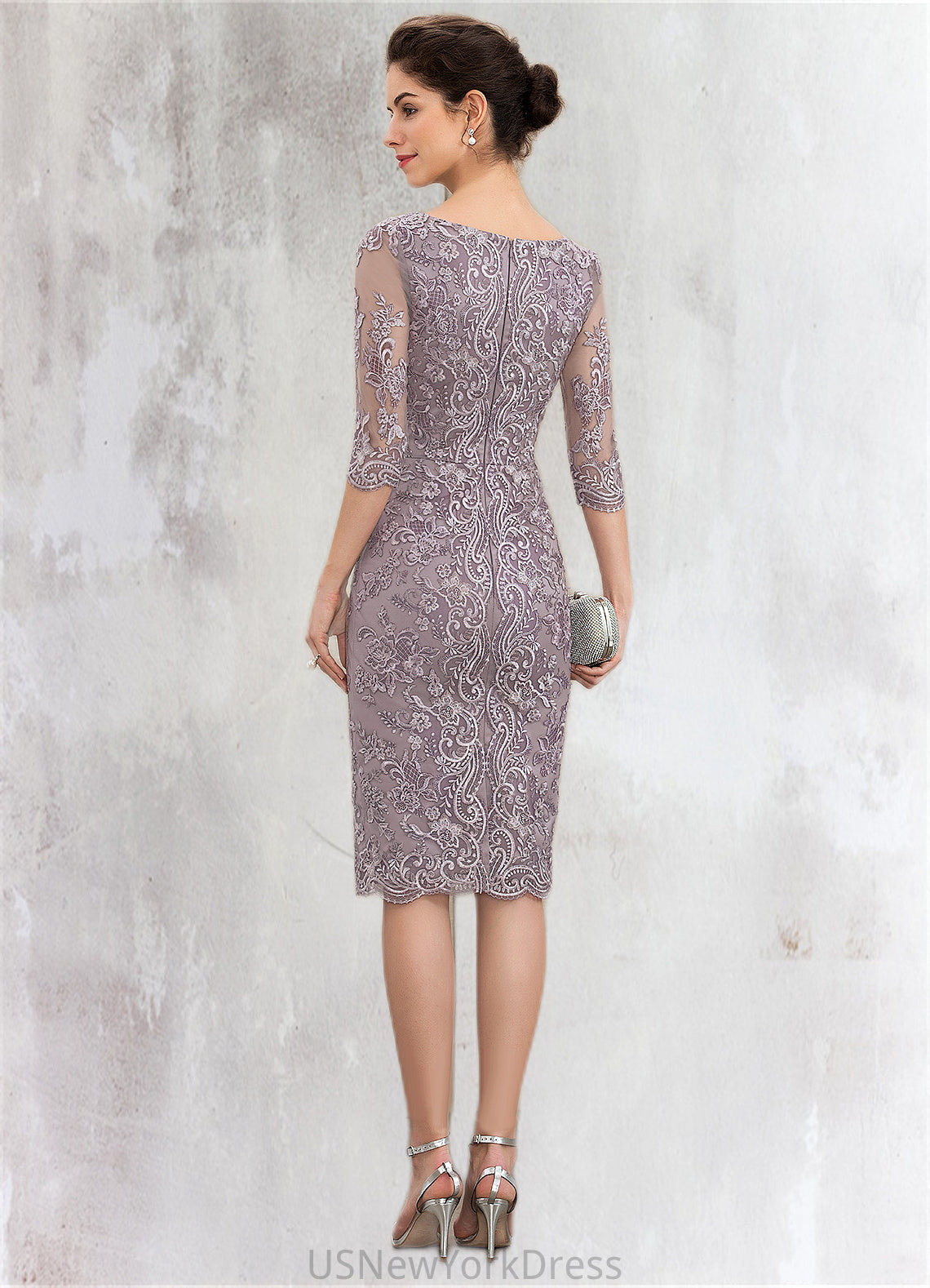 Mariam Sheath/Column Scoop Neck Knee-Length Satin Lace Mother of the Bride Dress With Beading Bow(s) DJ126P0014727