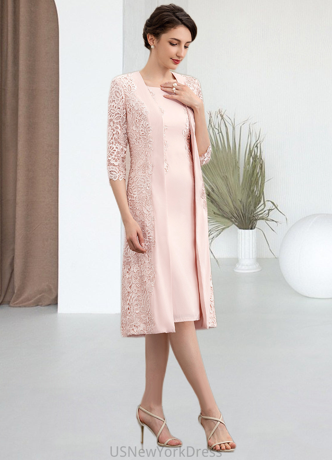 Lucy Sheath/Column Scoop Neck Knee-Length Lace Stretch Crepe Mother of the Bride Dress DJ126P0014843