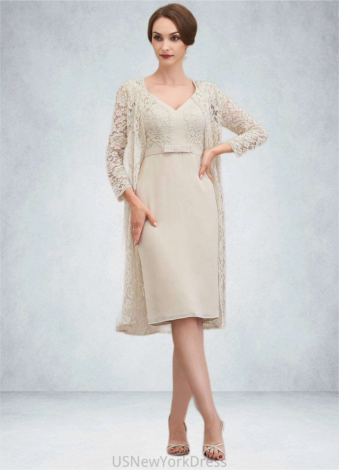 Cameron Sheath/Column V-neck Knee-Length Chiffon Lace Mother of the Bride Dress With Bow(s) DJ126P0014924