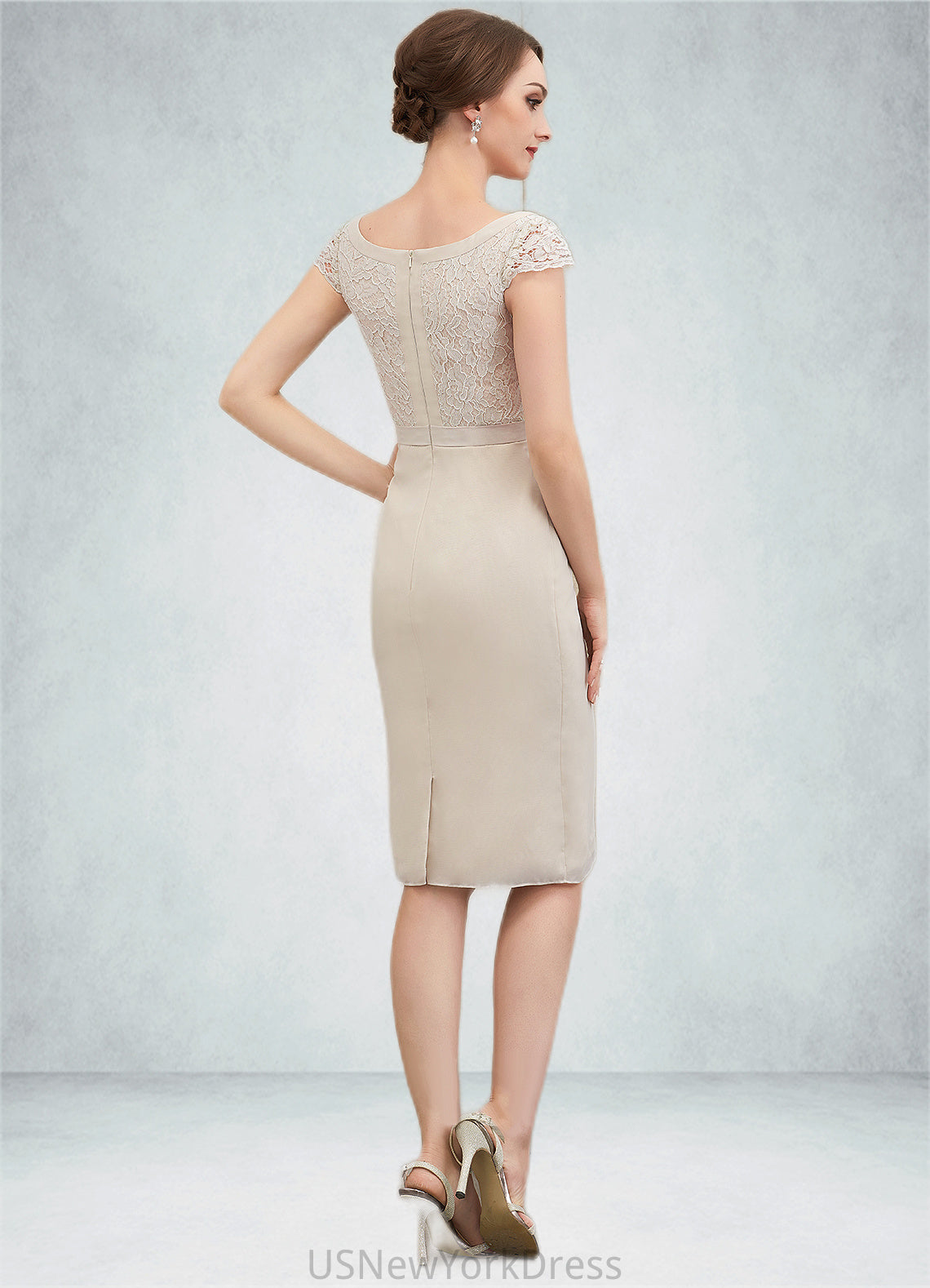 Cameron Sheath/Column V-neck Knee-Length Chiffon Lace Mother of the Bride Dress With Bow(s) DJ126P0014924