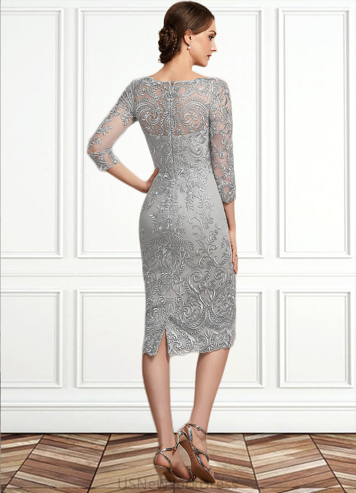 Danna Sheath/Column V-neck Knee-Length Lace Mother of the Bride Dress DJ126P0014931