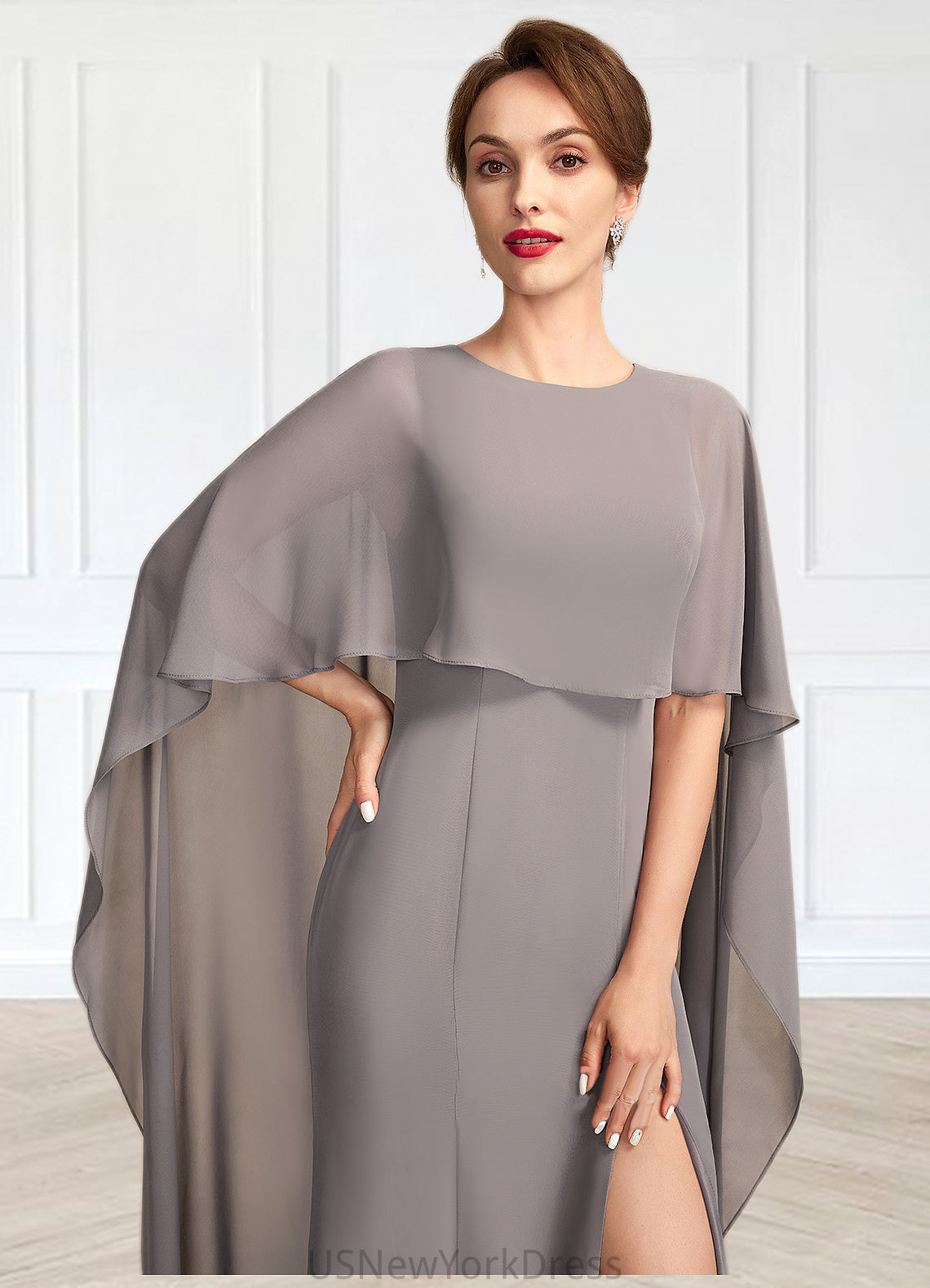 Jennifer Sheath/Column Scoop Neck Sweep Train Chiffon Mother of the Bride Dress With Split Front DJ126P0015000