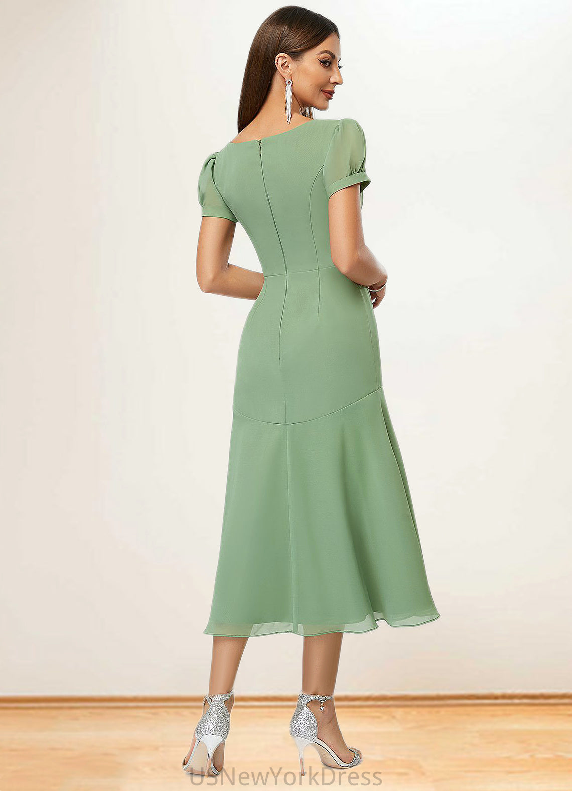 Isabela Trumpet/Mermaid V-Neck Tea-Length Chiffon Cocktail Dress With Pleated DJP0022315