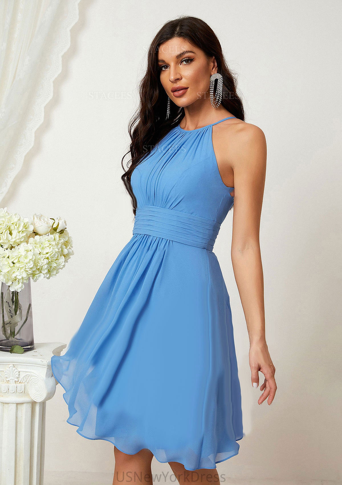 A-line Halter Sleeveless Knee-Length Chiffon Bridesmaid Dresses With Pleated    Gill DJP0025324