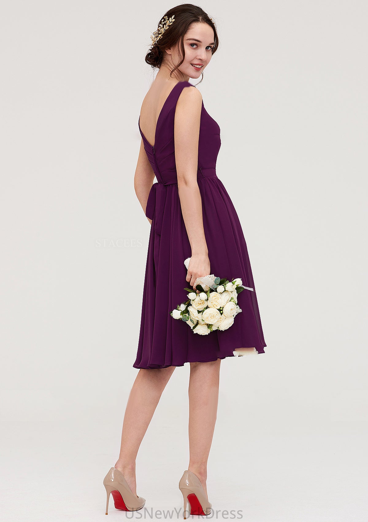 Sleeveless V Neck Chiffon A-line/Princess Knee-Length Bridesmaid Dresses With Pleated Shiloh DJP0025401