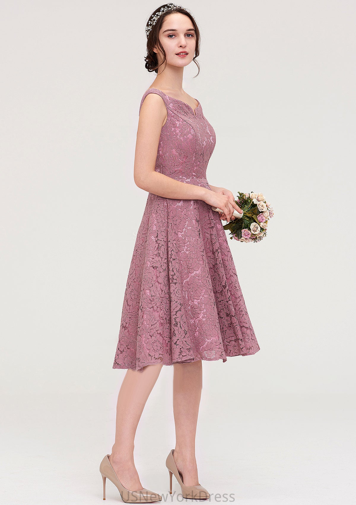 Sweetheart Sleeveless A-line/Princess Lace Knee-Length Bridesmaid Dresses Elle DJP0025421