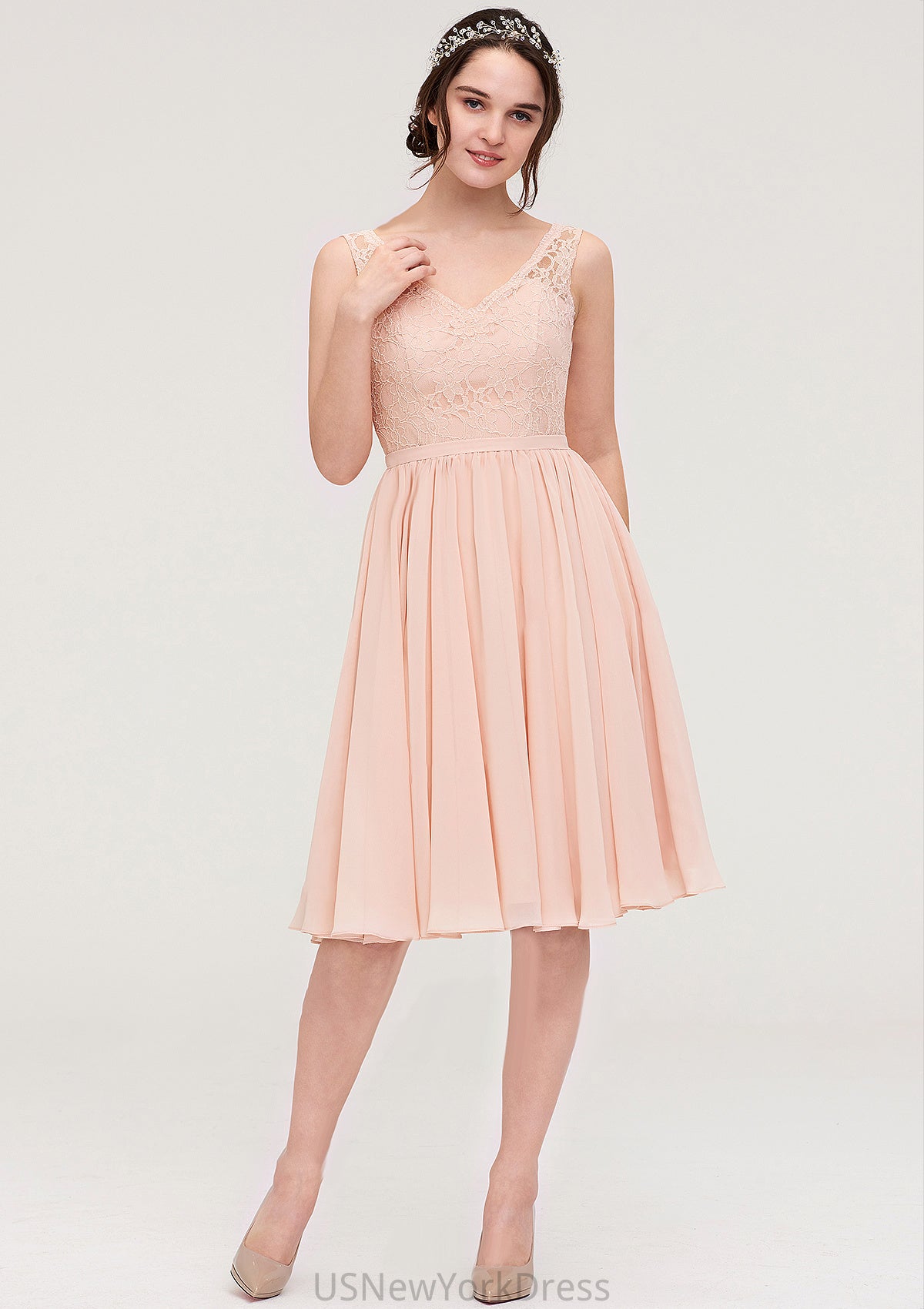 Sleeveless V Neck A-line/Princess Chiffon Knee-Length Bridesmaid Dresses With Lace Elaina DJP0025453