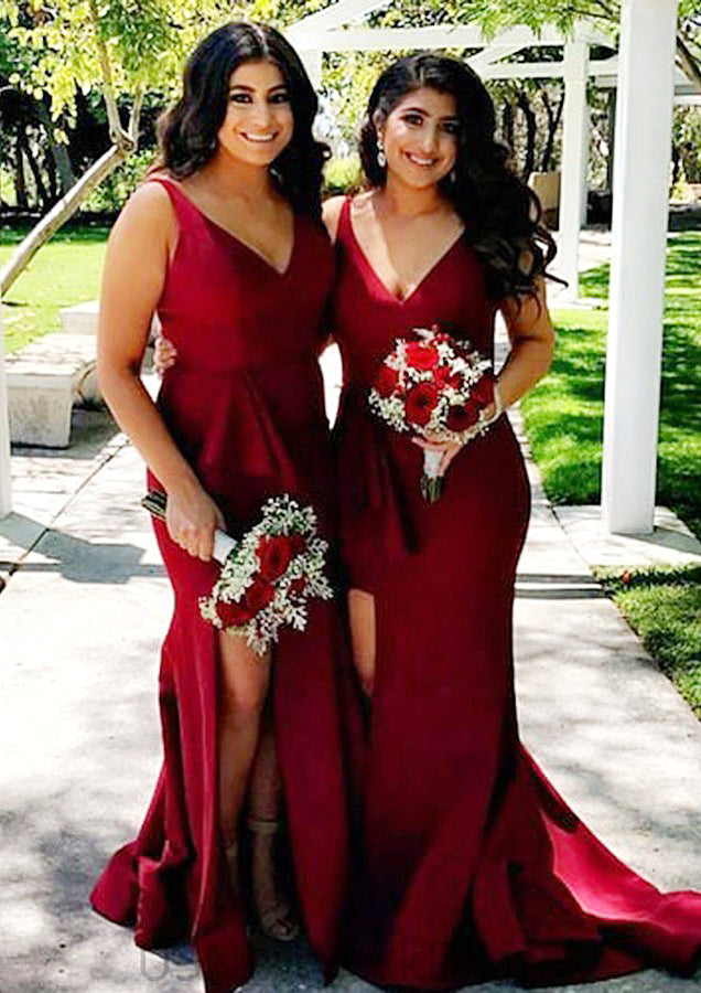 Sleeveless V Neck Court Train Sheath/Column Elastic Satin Bridesmaid Dresseses With Split Laney DJP0025567