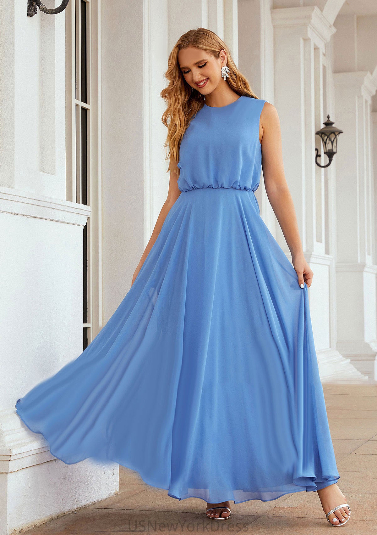 A-line Scoop Neck Sleeveless Chiffon Long/Floor-Length Bridesmaid Dresses Yuliana DJP0025618