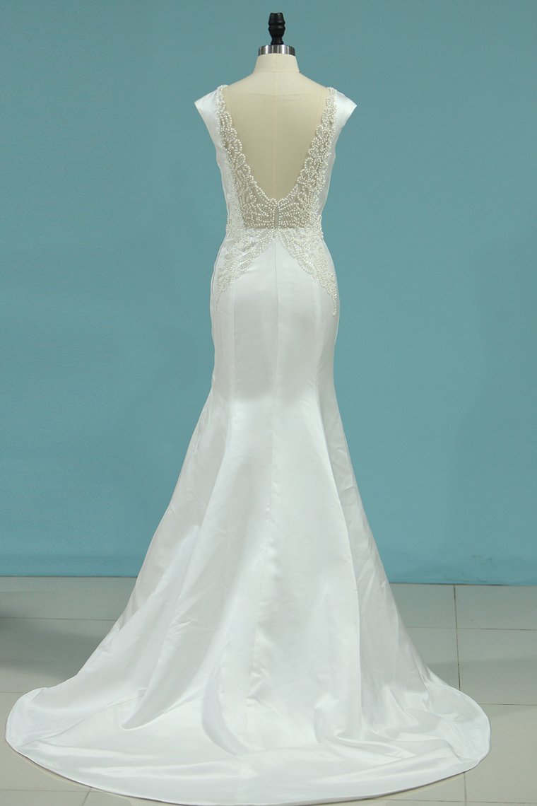 New Bateau Wedding Dresses Mermaid Satin With Beads