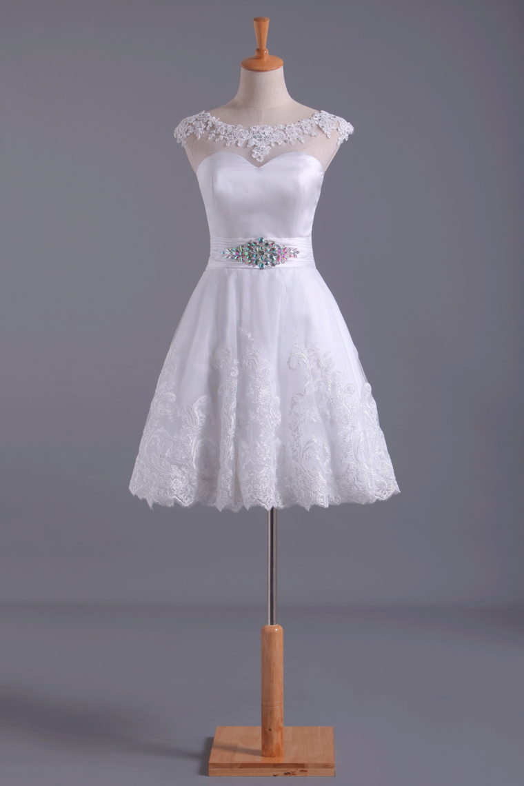 White Unique Homecoming Dress A Line Short/Mini Tulle With Applique