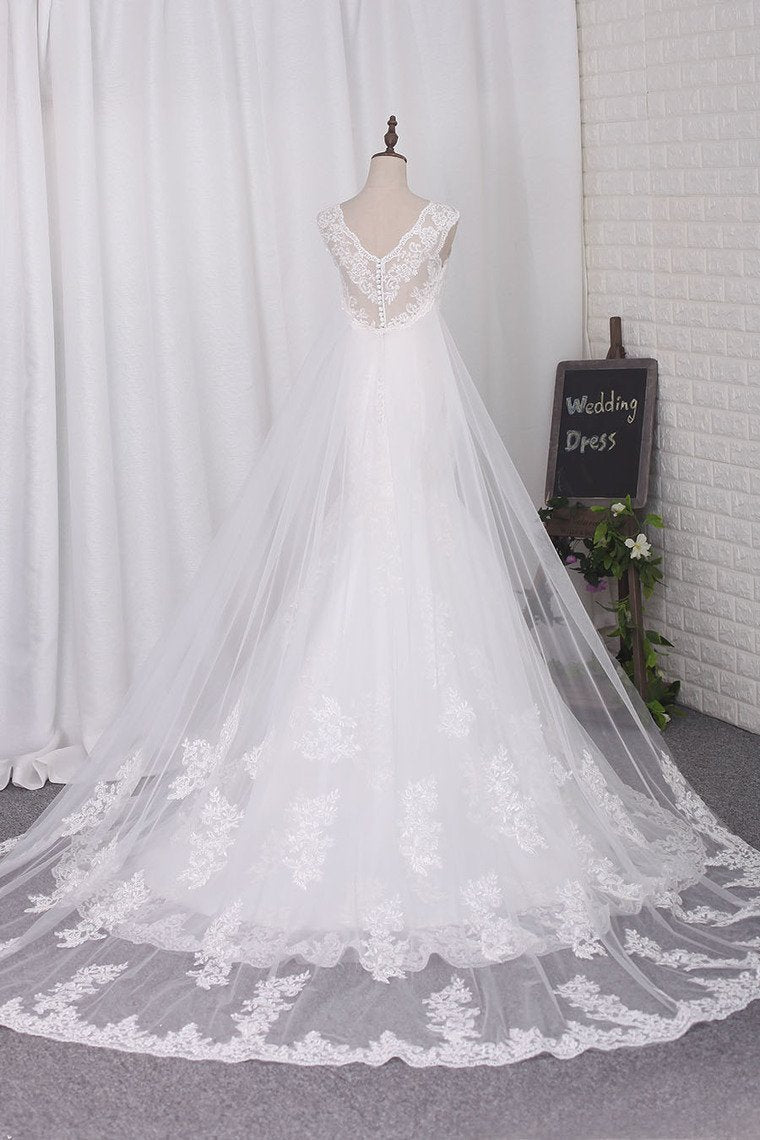 Mermaid V Neck Wedding Dresses Tulle With Applique Chapel Train Detachable