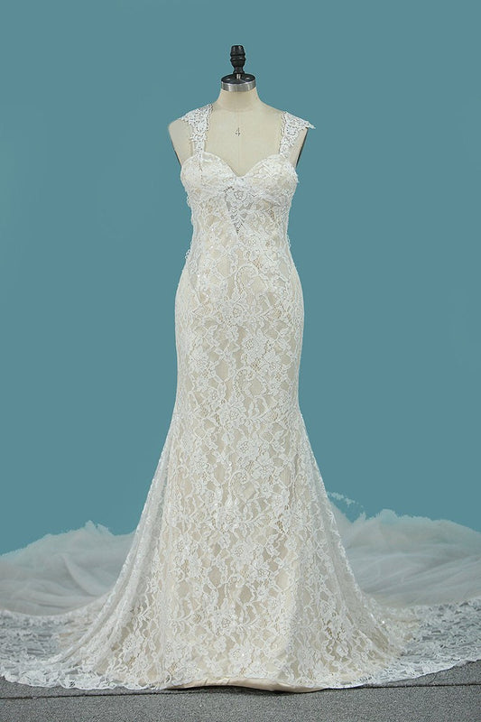 2024 Spaghetti Straps Lace Mermaid Wedding Dresses With Beads Court Train