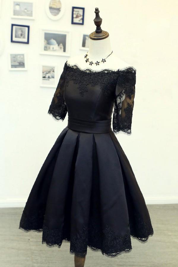 A Line Black Short Sleeves Off the Shoulder Lace Appliques Satin Homecoming Dresses JS885