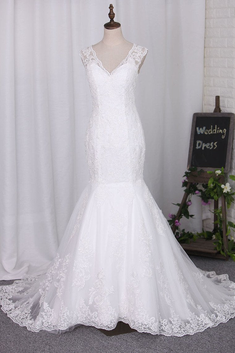 Mermaid V Neck Wedding Dresses Tulle With Applique Chapel Train Detachable