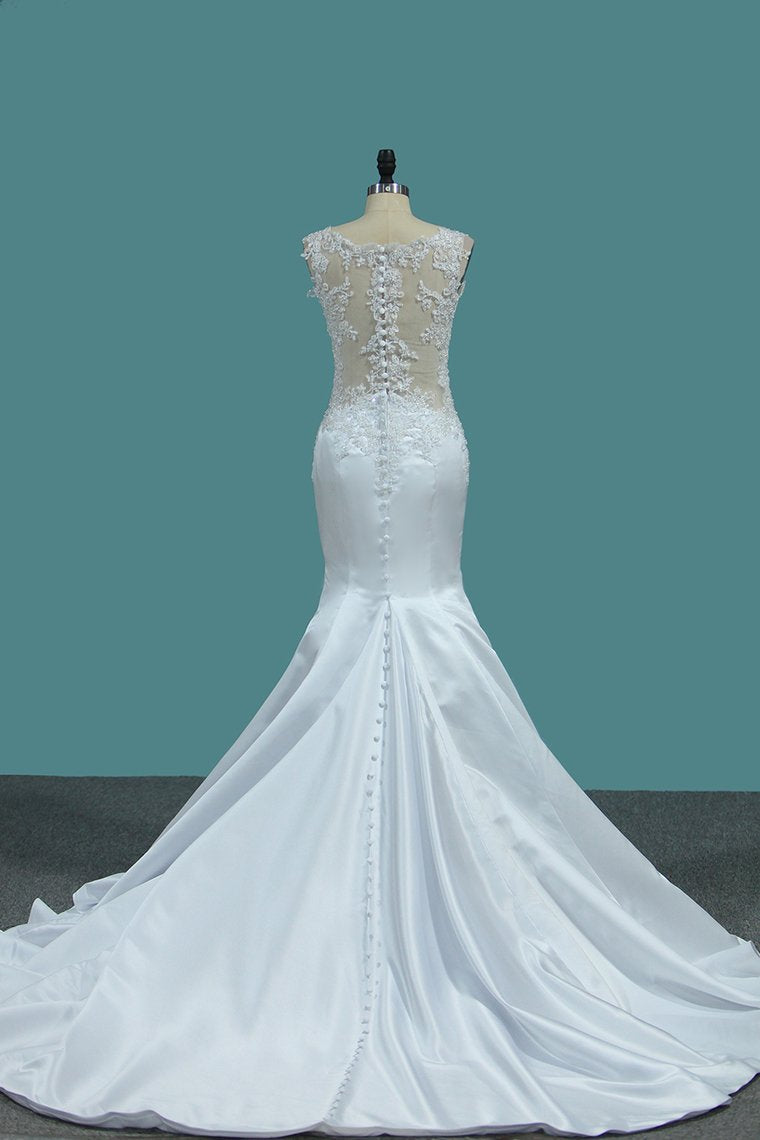 Mermaid Satin V Neck Wedding Dresses With Beads And Applique