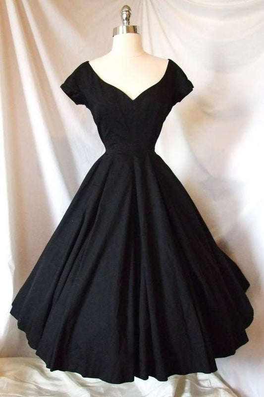 A-Line Black Party Dresses Satin Yasmine Cocktail Homecoming Dresses CD13966