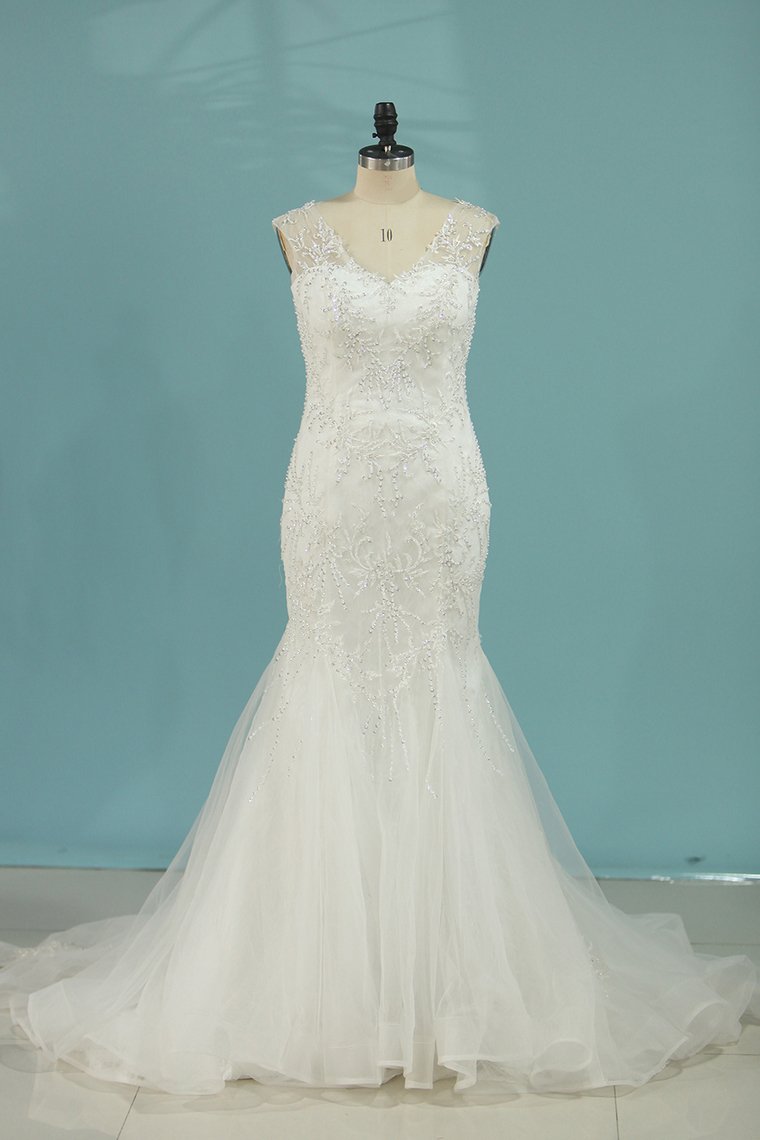 Mermaid/Trumpet Wedding Dresses V-Neck Chapel Train Tulle With Applique Sleeveless