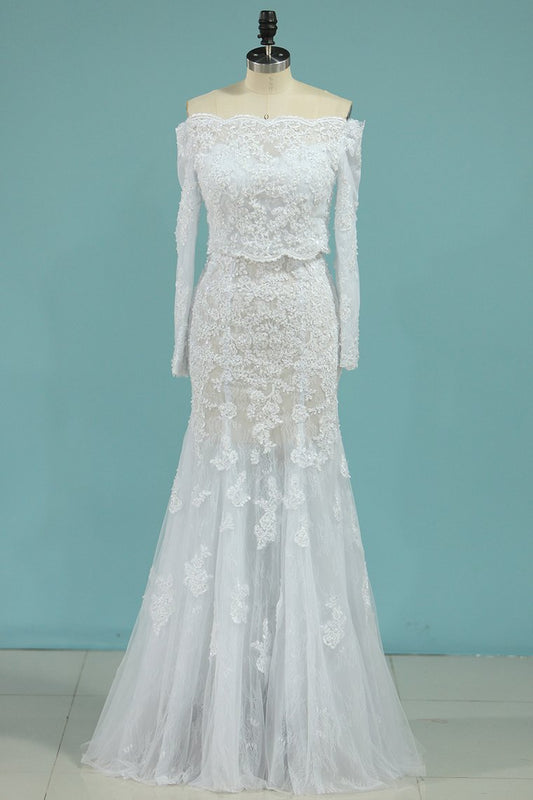 Mermaid Boat Neck Wedding Dresses With Applique Chapel Train Lace