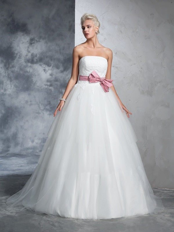 Sleeveless Ball Long Gown Bowknot Strapless Net Wedding Dresses