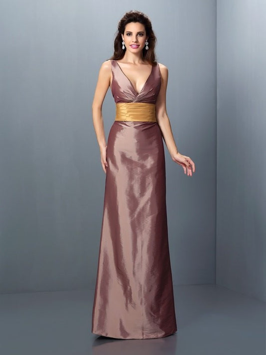 Sheath/Column Pleats V-neck Sleeveless Long Taffeta Dresses