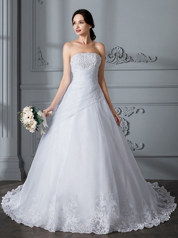 Sleeveless Train Court Gown Strapless Ball Organza Wedding Dresses