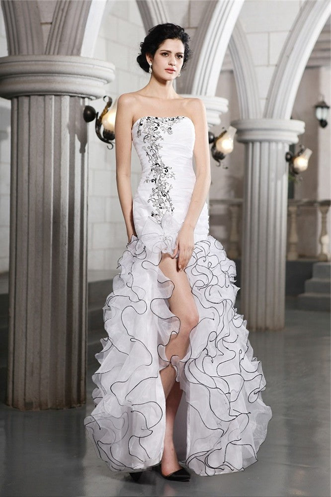 Sheath/Column Long Beading Sleeveless Strapless Organza Wedding Dresses