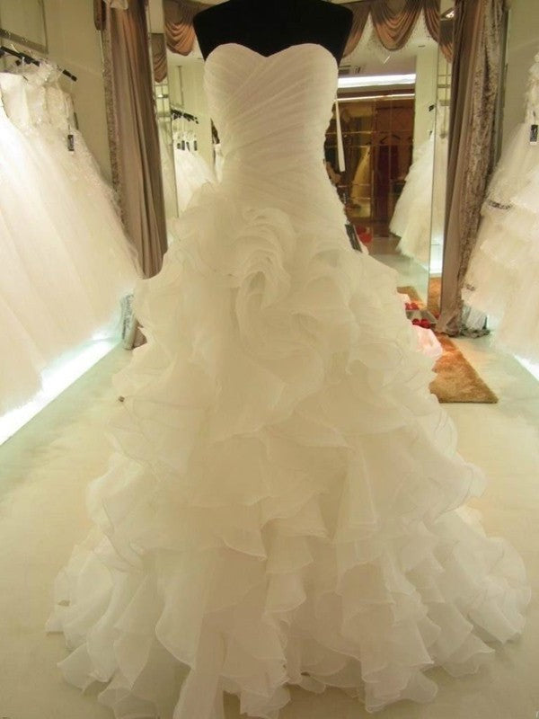 Ball Organza Sleeveless Sweetheart Gown Court Ruffles Train Wedding Dresses