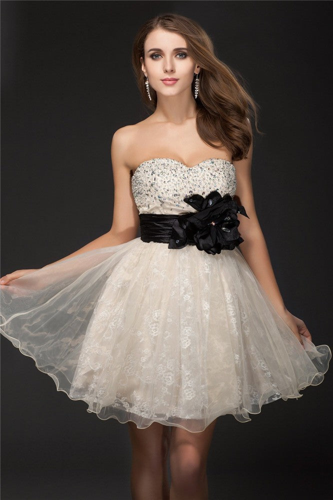 A-Line/Princess Sweetheart Beading Sleeveless Marisol Homecoming Dresses Short Organza Cocktail Dresses