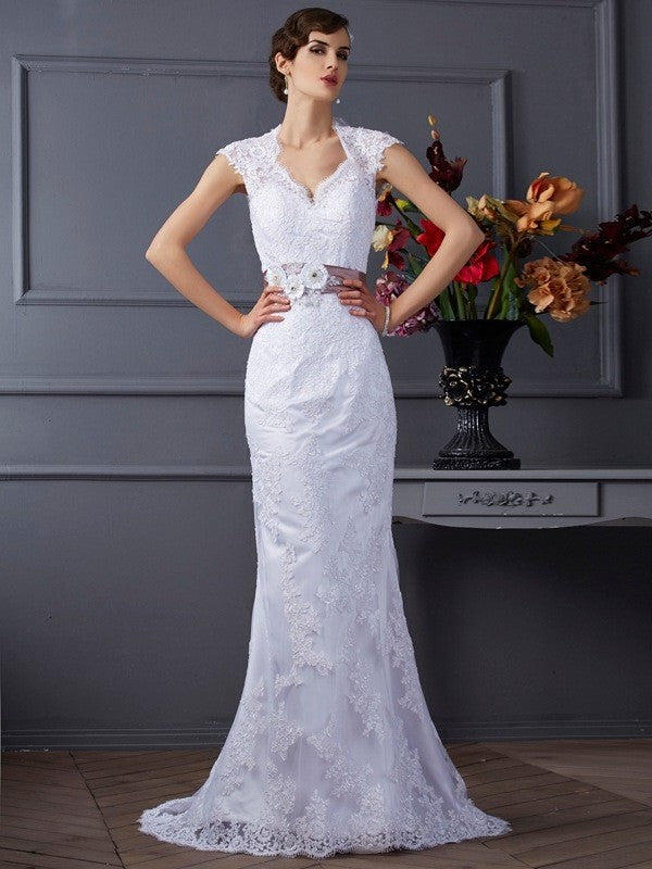 Long Trumpet/Mermaid Applique Sleeveless Satin Wedding Dresses