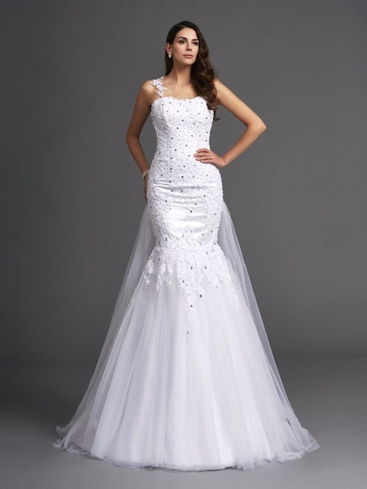 Trumpet/Mermaid Beading Straps Long Sleeveless Net Wedding Dresses