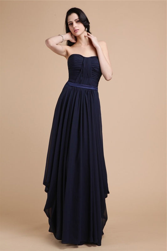 Sleeveless Sheath/Column Strapless Pleats Long Chiffon Dresses