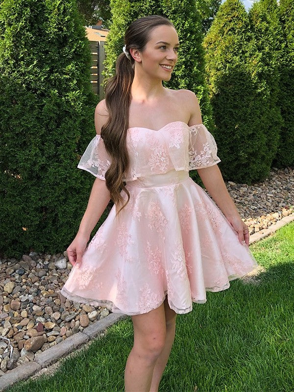 Off-the-Shoulder Lace A-Line/Princess Sleeveless Applique Short/Mini Homecoming Dresses