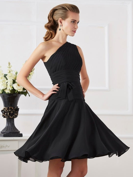 Sleeveless A-Line/Princess Short One-Shoulder Pleats Chiffon Homecoming Dresses