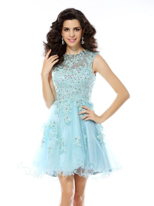 A-Line/Princess Scoop Beading Applique Cailyn Homecoming Dresses Sleeveless Short Satin Cocktail Dresses