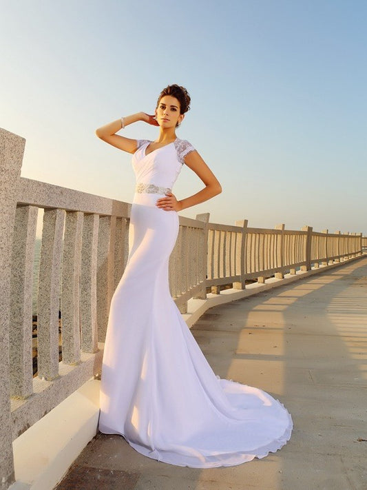 Beading V-neck Chiffon Sheath/Column Sleeveless Long Beach Wedding Dresses