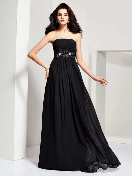 A-Line/Princess Flower Hand-Made Strapless Sleeveless Long Chiffon Dresses