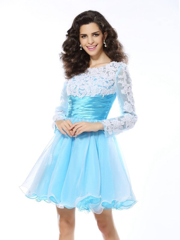 A-Line/Princess Scoop Applique Long Sleeves Short Elastic Woven Satin Alisson Homecoming Dresses Cocktail Dresses