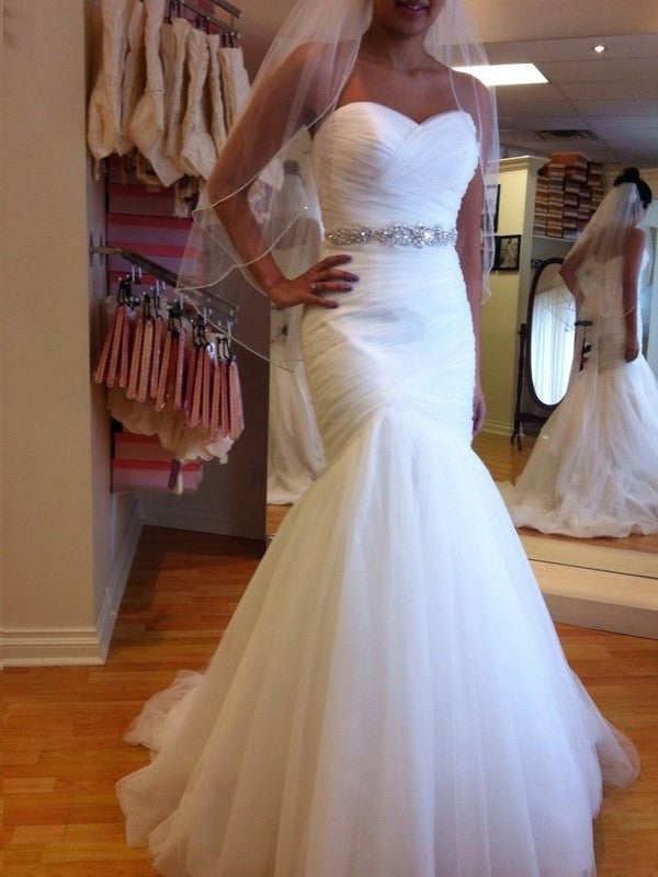 Beading Sweetheart Sleeveless Trumpet/Mermaid Train Court Tulle Wedding Dresses