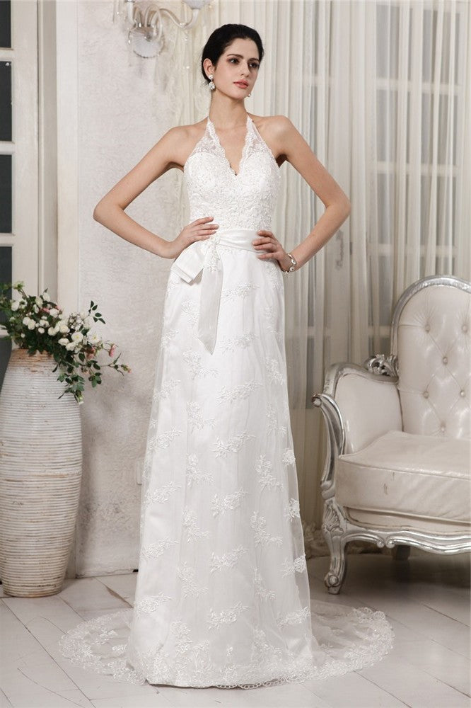 Sheath/Column Long Lace Sleeveless Applique V-neck Net Wedding Dresses