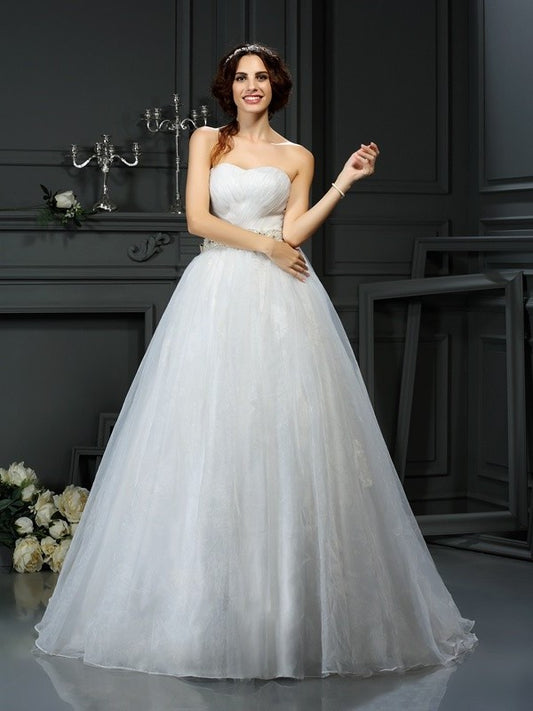 Long Sweetheart A-Line/Princess Applique Sleeveless Organza Wedding Dresses