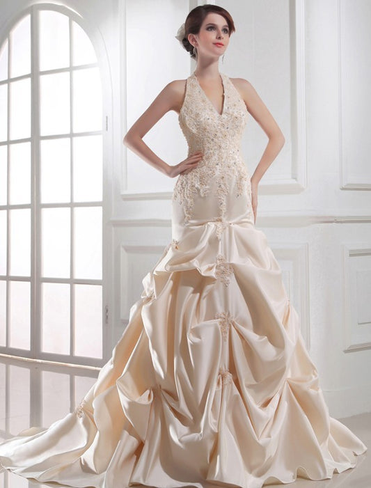 Sleeveless Halter Applique Beading Trumpet/Mermaid Satin Wedding Dresses