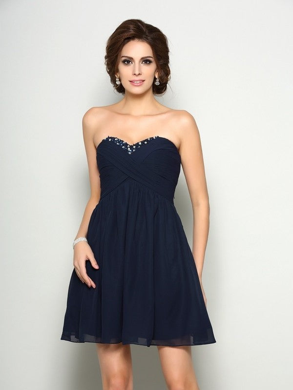 Short Sleeveless Beading A-Line/Princess Sweetheart Chiffon Homecoming Dresses