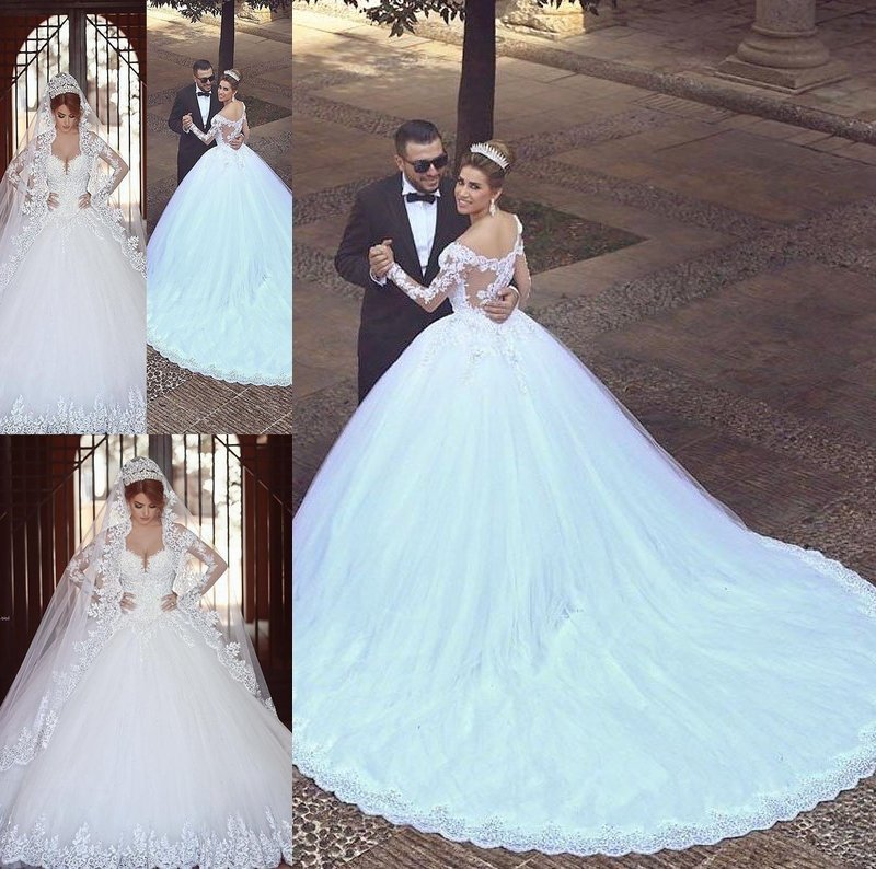 Sleeves Off-the-Shoulder Tulle Gown Ball Court Long Train Wedding Dresses