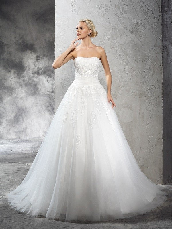 Strapless Ball Sleeveless Gown Long Applique Satin Wedding Dresses